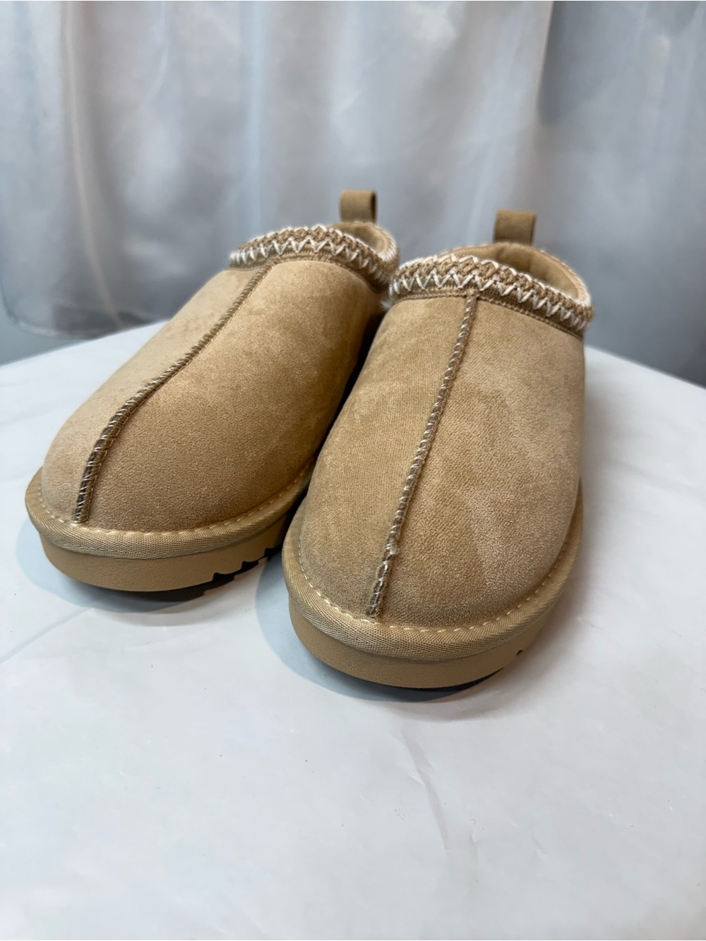 MAURICES COZY FLEECE LINED RUBBER SOLED SLIP-ONS🌸